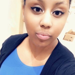 Meet your Posher, Aiesha